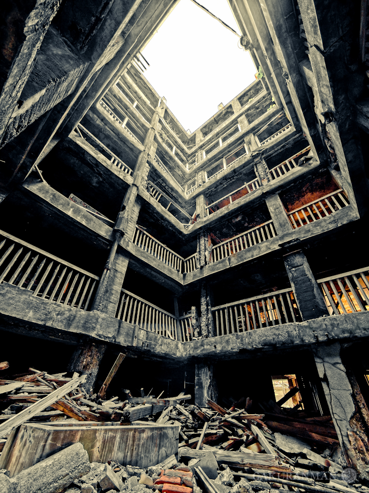 hashima-gunkanjima-gakuranman15 hashima-gunkanjima-gakuranman15